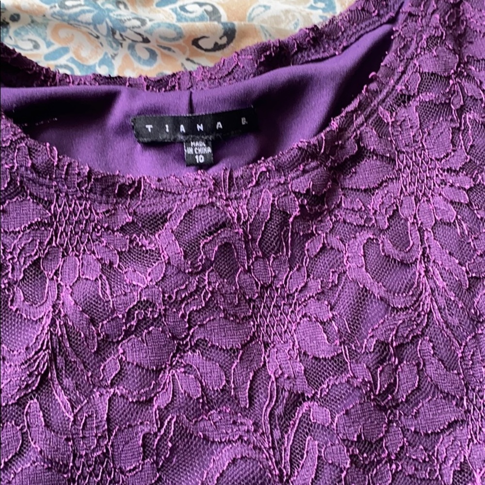 Woman’s Dress - Picture 5 of 6